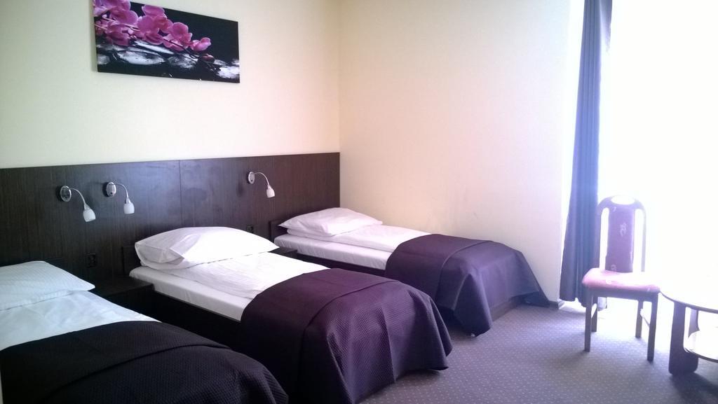 Yuca Hotel Lodz  Phòng bức ảnh