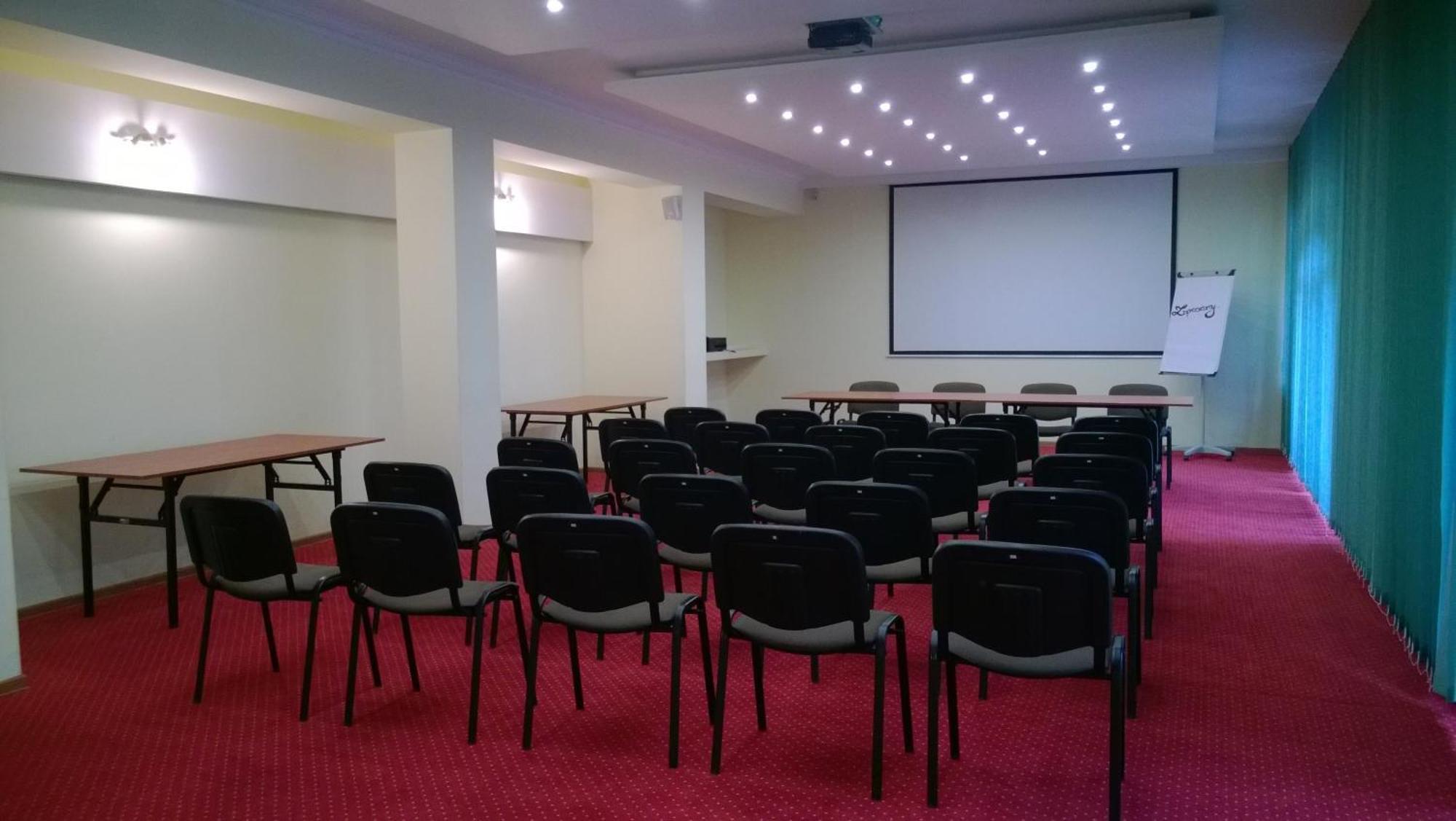 Yuca Hotel Lodz  Ngoại thất bức ảnh