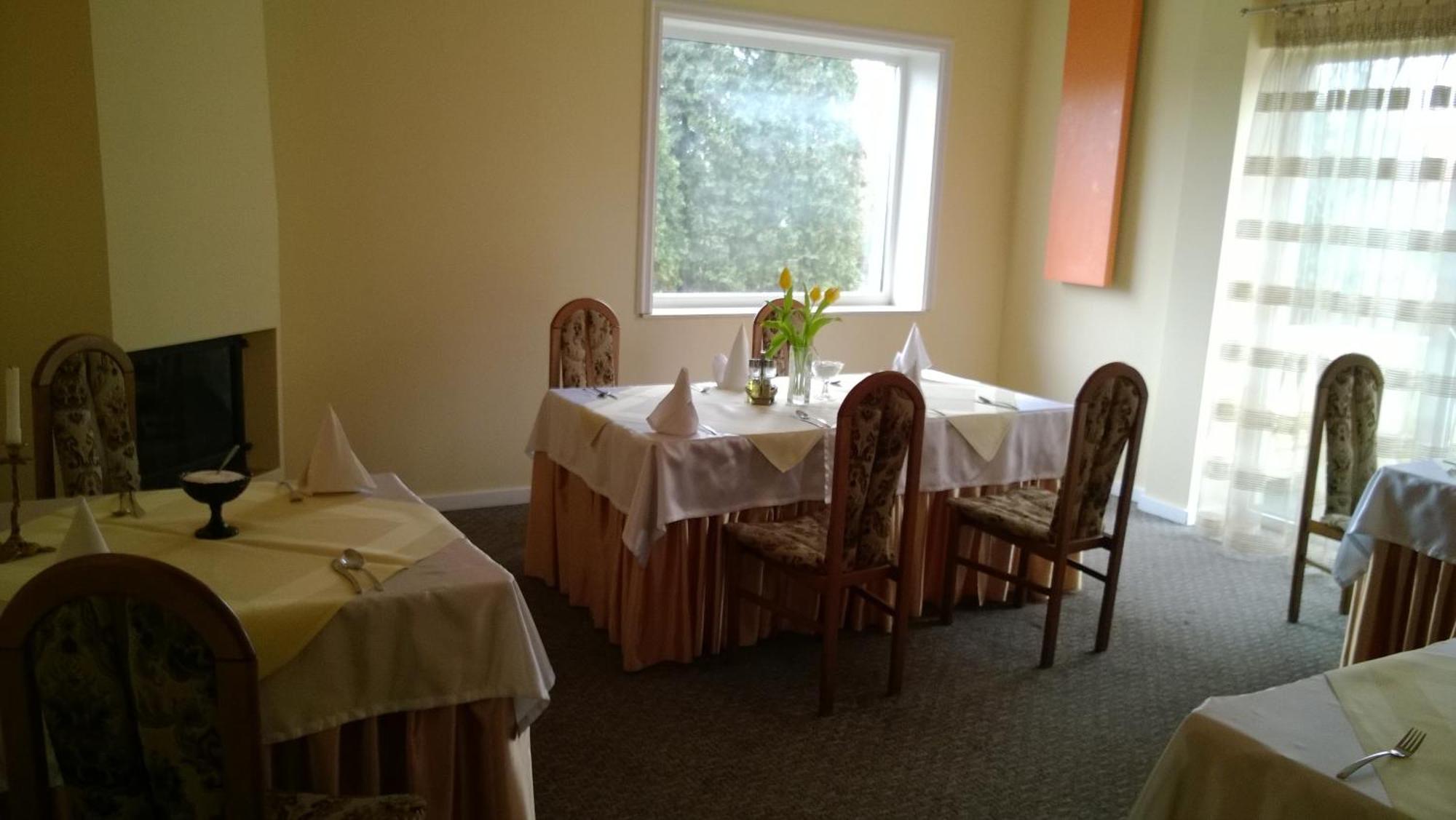 Yuca Hotel Lodz  Ngoại thất bức ảnh